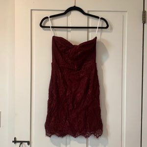 NWT lulus burgundy lace strapless cocktail dress size small